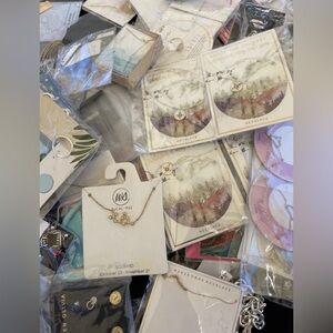 Wholesale New Lot Of 38 Mix Necklaces Fashion Jewelry Deals